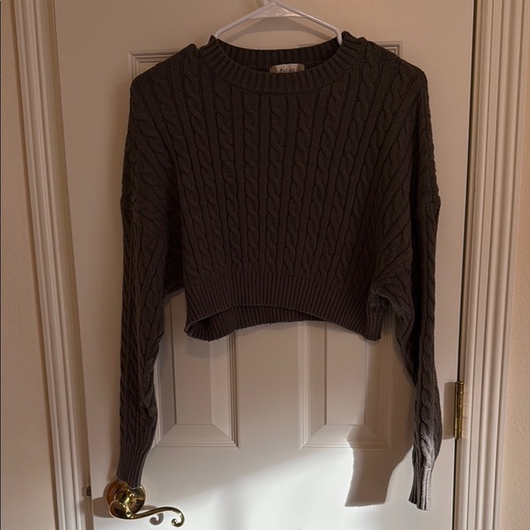 Alter'd State women's cable Knit Cropped Sweater - olive green, size M - Picture 2 of 10